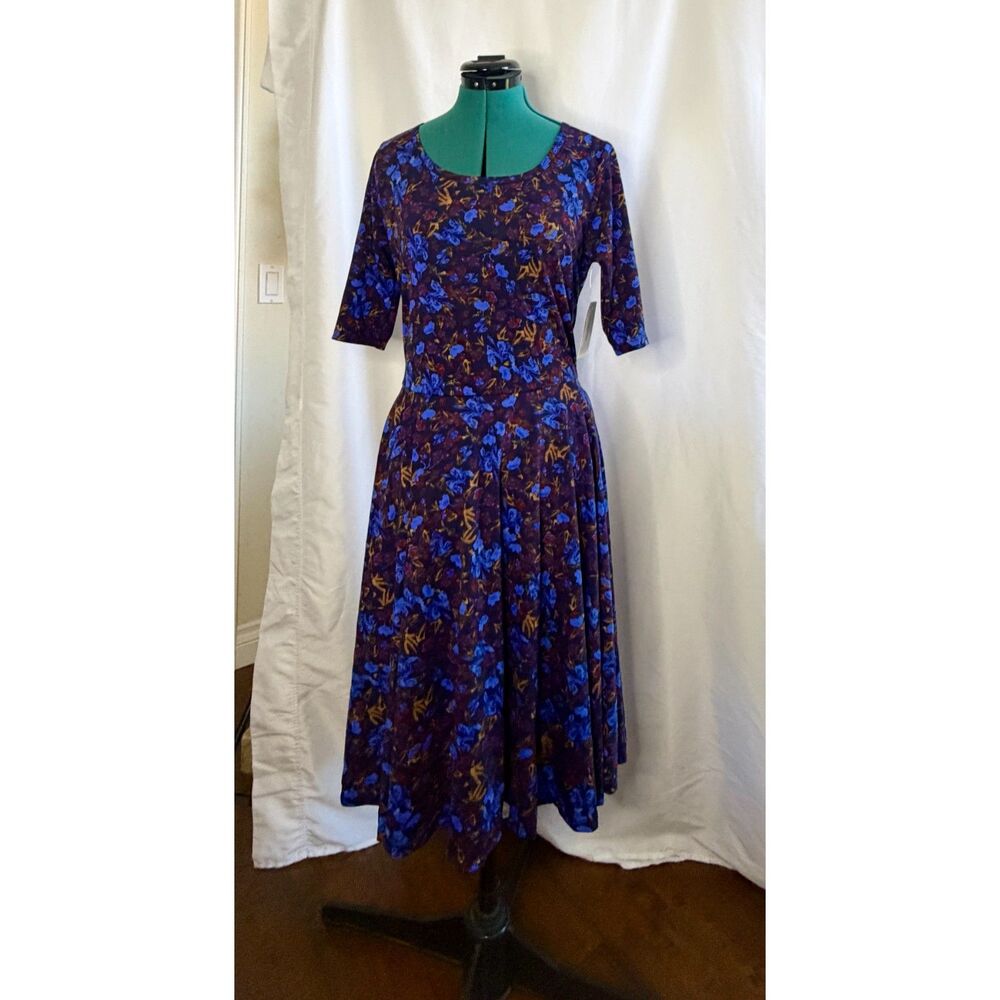 NWT LuLaRoe Nicole dress. Size XL